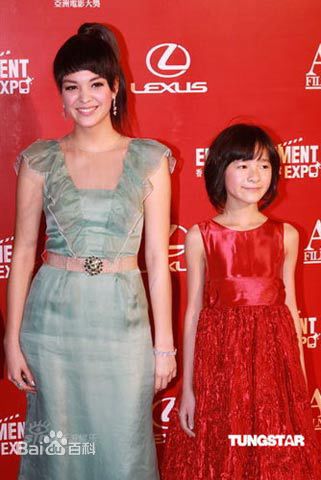 张榕容(Sandrine Pinna)演艺活动壁纸壁纸