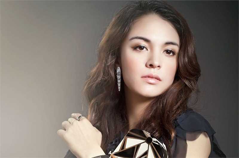 张榕容(Sandrine Pinna)前后照片