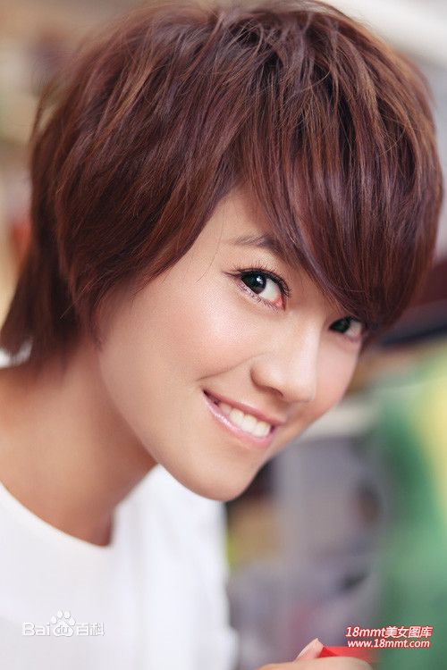 朱丹(Dani)最新2012秋最新短发清爽壁纸