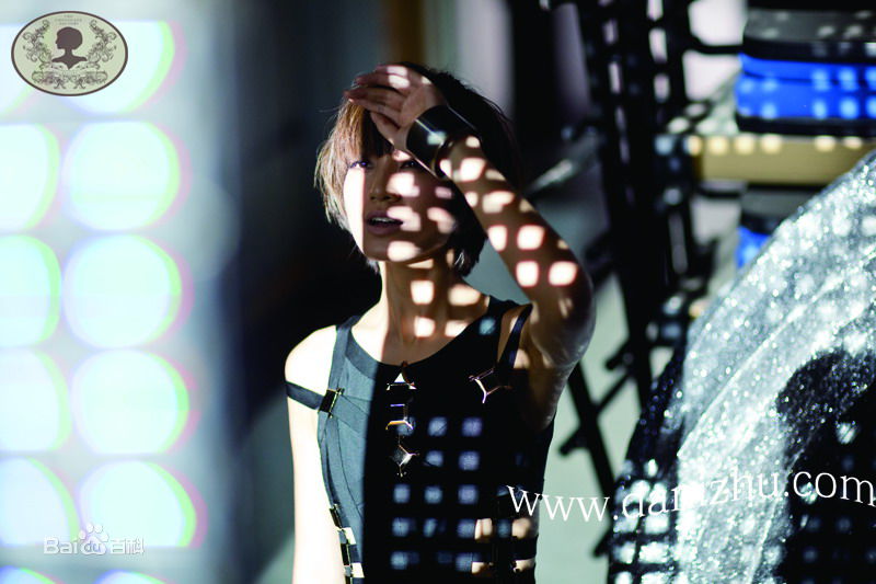 最新朱丹(Dani)在《放慢快乐》中的图集