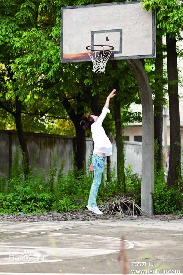 最新朱丹(Dani)在《放慢快乐》中的图集