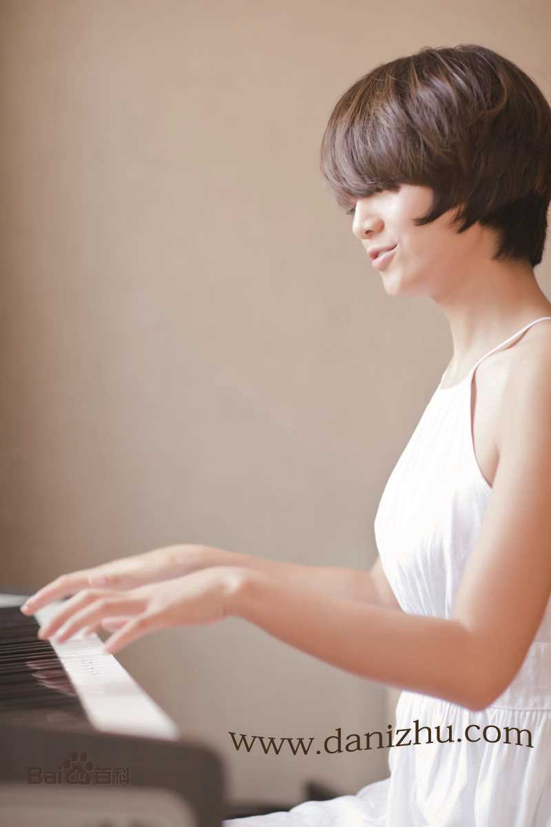 朱丹(Dani)放慢快乐发布会图片图集