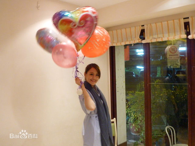 江语晨(Jessie Chiang)2010年生日会照壁纸壁纸