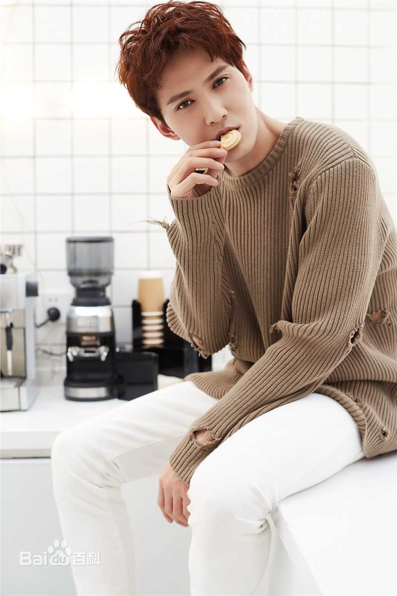 徐正溪(JeremyJones)精选《昕薇》杂志大片图册