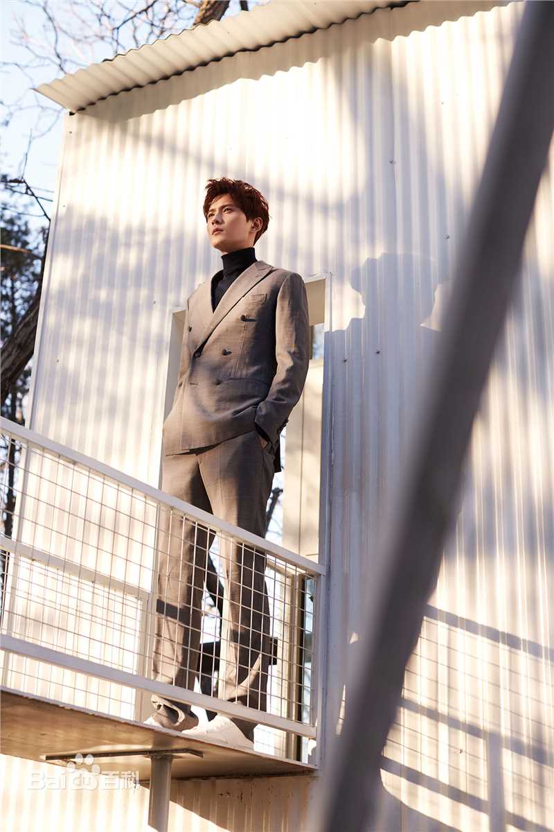 徐正溪(JeremyJones)精选《昕薇》杂志大片图册