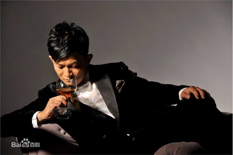 杨志刚最新帅气壁纸