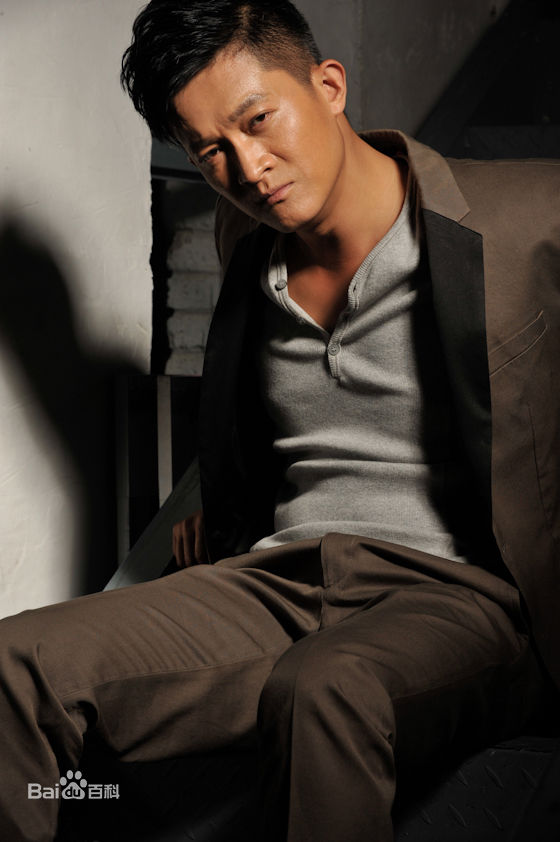 杨志刚最新帅气壁纸