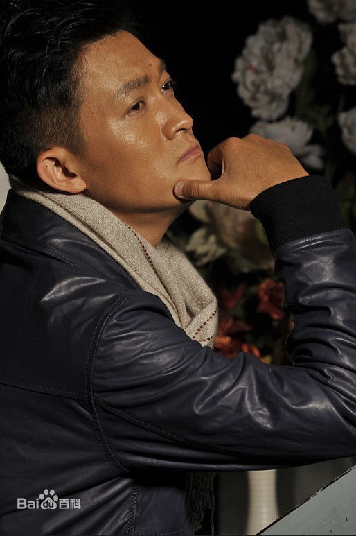 杨志刚最新帅气壁纸