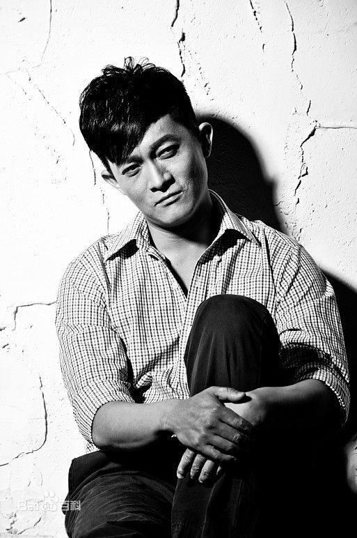 杨志刚最新帅气壁纸
