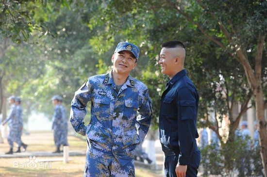 杨志刚电视剧《火蓝刀锋》最新剧照