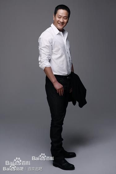 最新连奕名性感图片