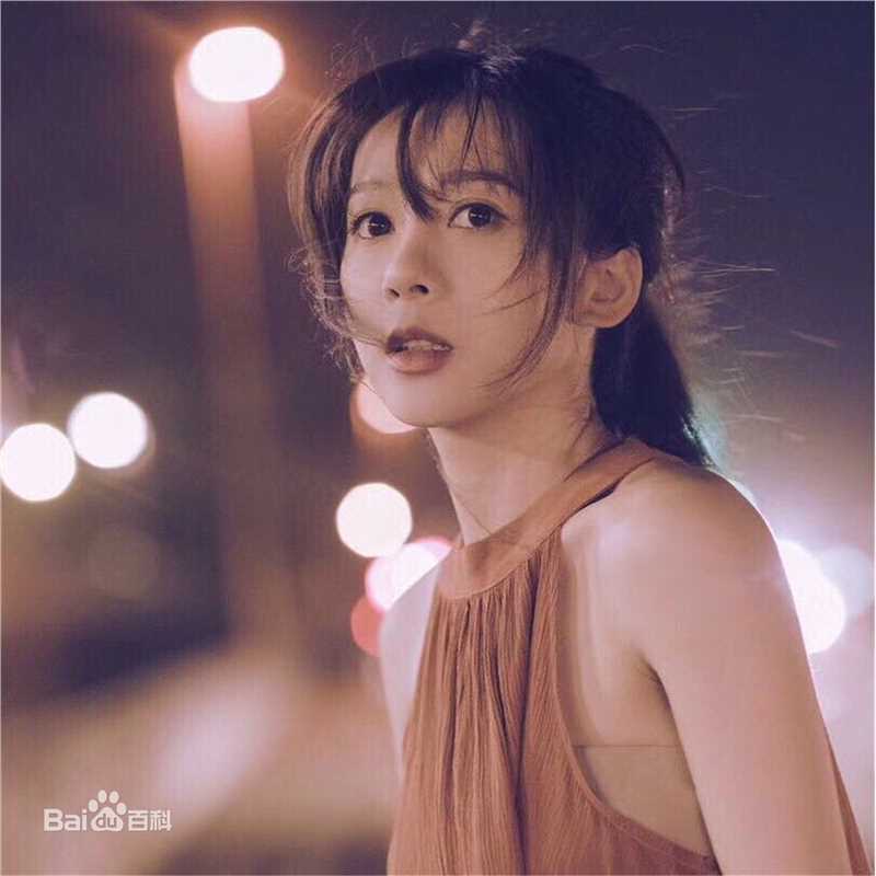 胡悦(Ann)生活照性感图片壁纸