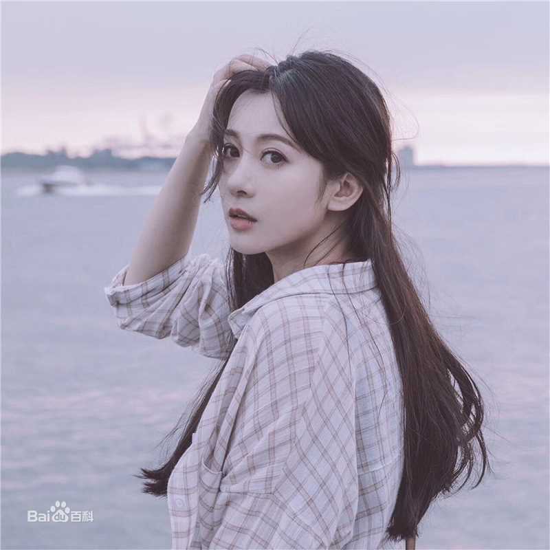 胡悦(Ann)生活照性感图片壁纸