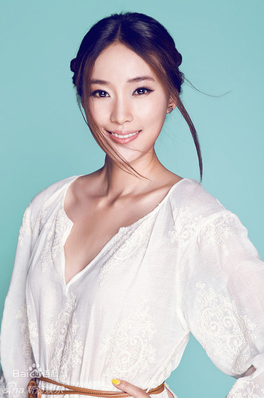 最新屈玥精彩图册