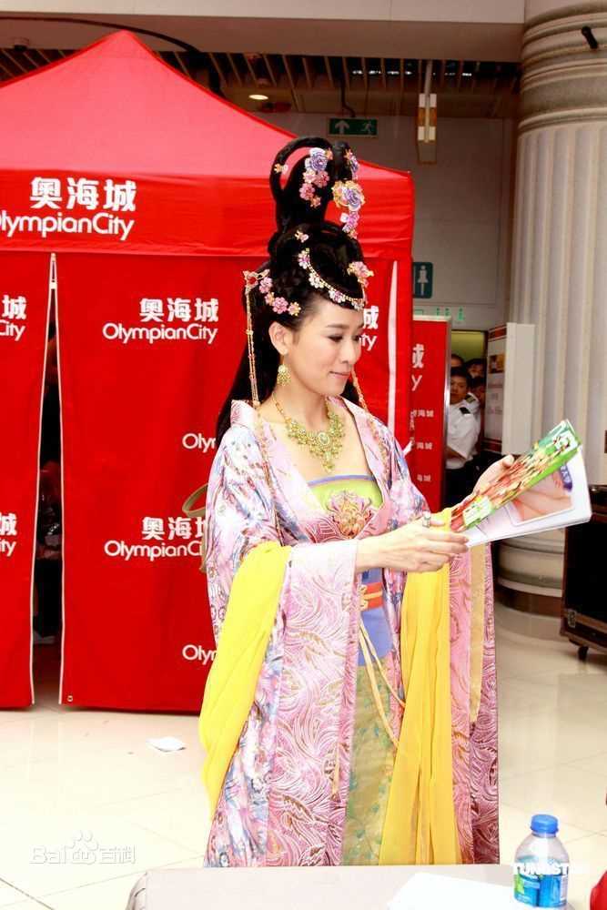 最新佘诗曼(Charmaine Sheh)精彩图册