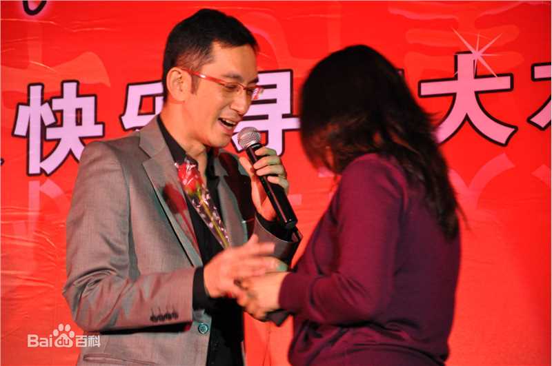 吴启华(Lawrence Ng Kai Wah)参加活动照片前后照片