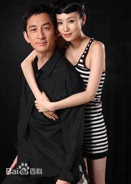 吴启华(Lawrence Ng Kai Wah)与石洋子性感图片图集