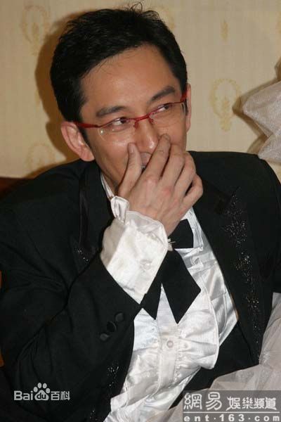 吴启华(Lawrence Ng Kai Wah)婚礼照片性感图片壁纸