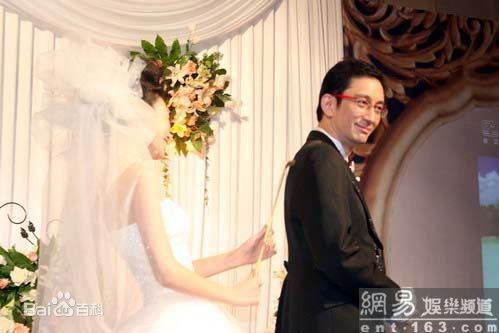 吴启华(Lawrence Ng Kai Wah)婚礼照片性感图片壁纸