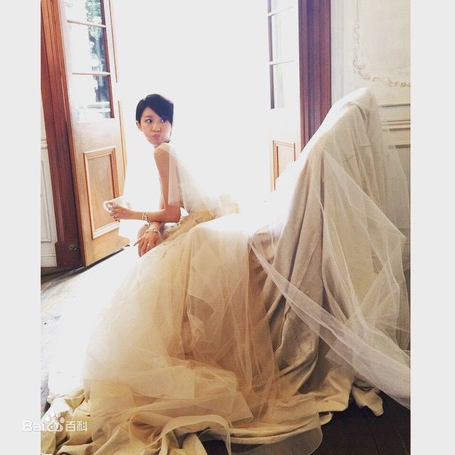 蔡思贝(Sisley Choi)高清杂志图册