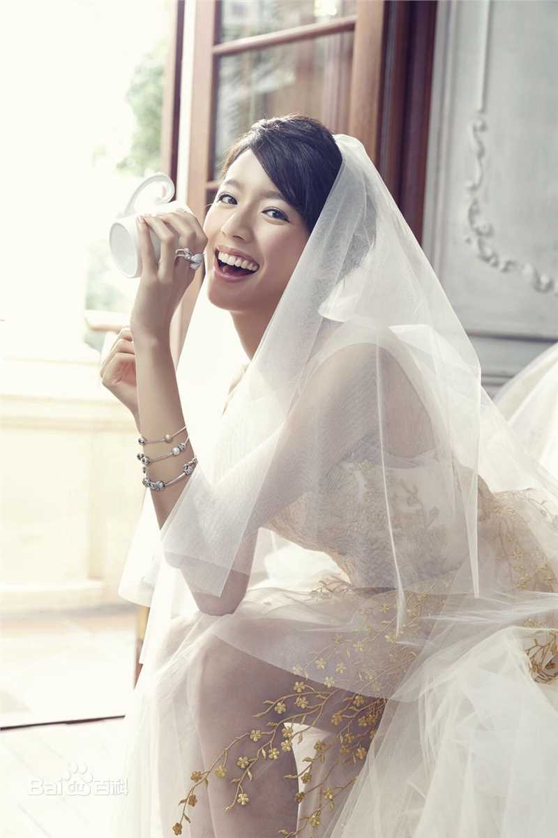 蔡思贝(Sisley Choi)高清杂志图册