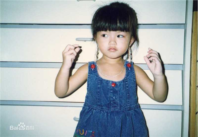 文咏珊(Janice Man(JM))儿时照片壁纸壁纸