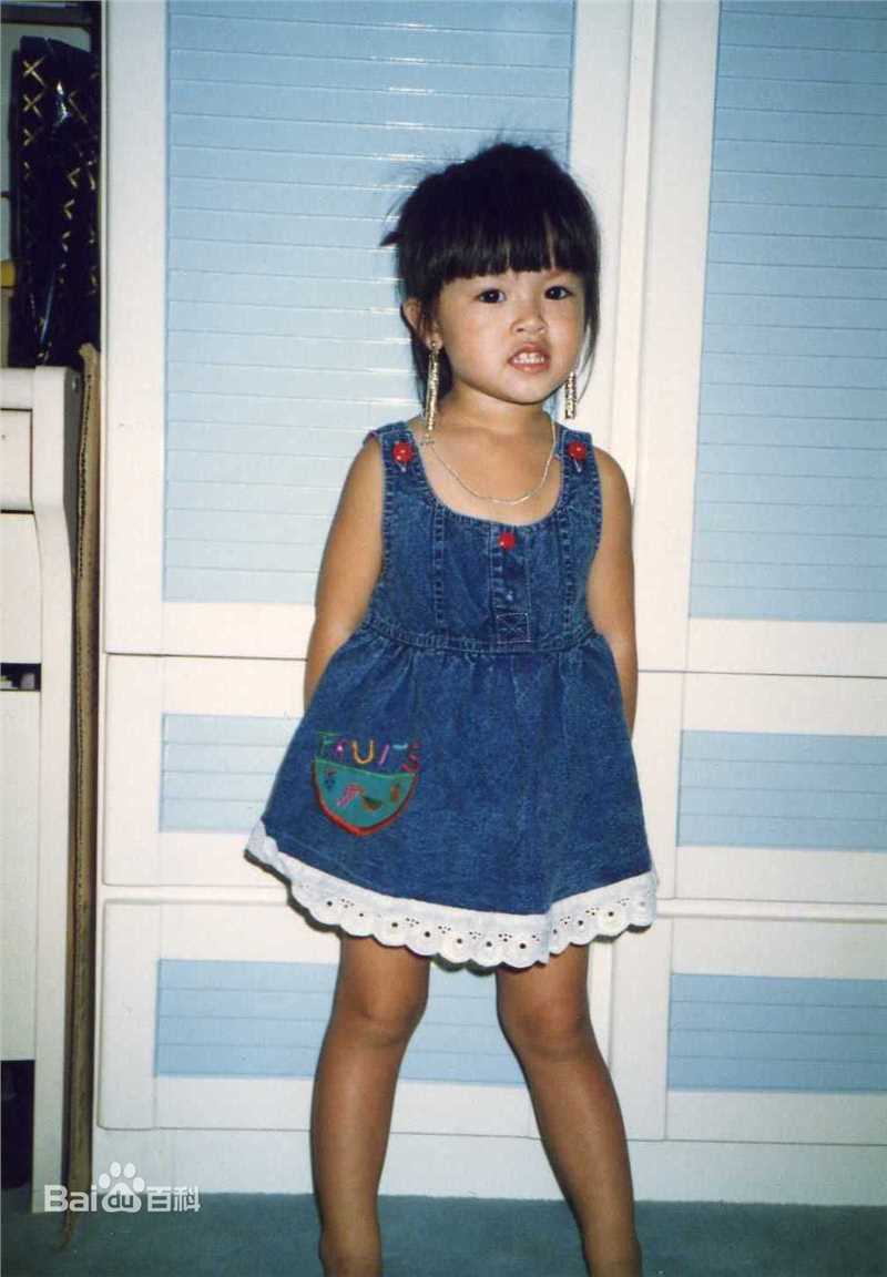 文咏珊(Janice Man(JM))儿时照片壁纸壁纸