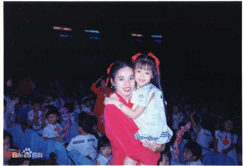 文咏珊(Janice Man(JM))儿时照片壁纸壁纸