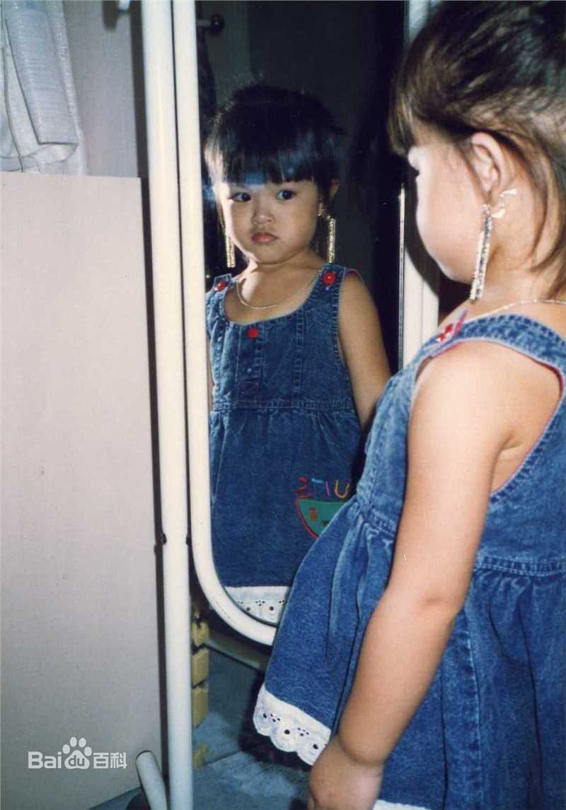 文咏珊(Janice Man(JM))儿时照片壁纸壁纸