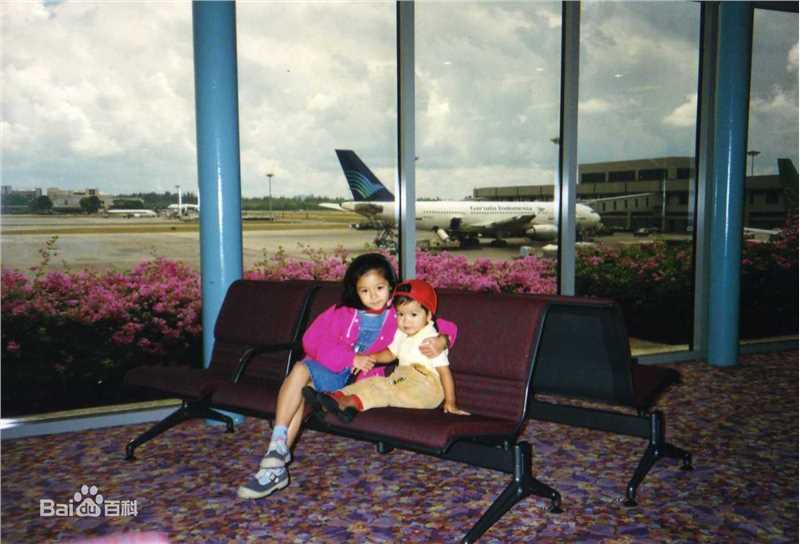 文咏珊(Janice Man(JM))儿时照片壁纸壁纸