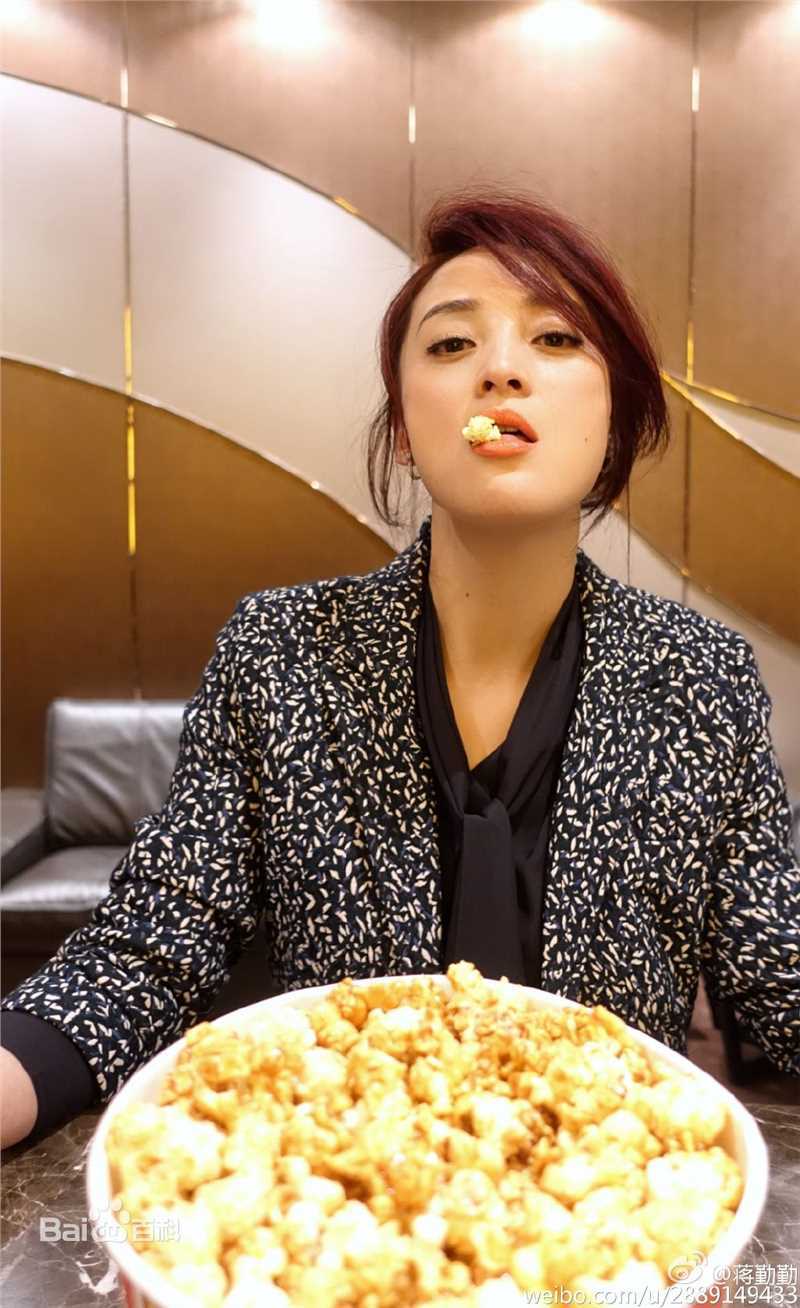 蒋勤勤(Angel)生活照生活照