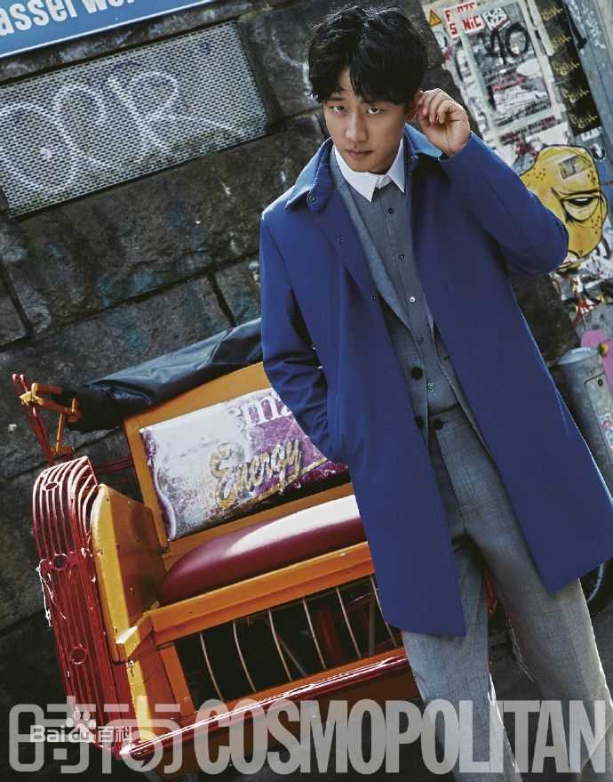 黄轩(Huang Xuan)精选照片素颜照壁纸