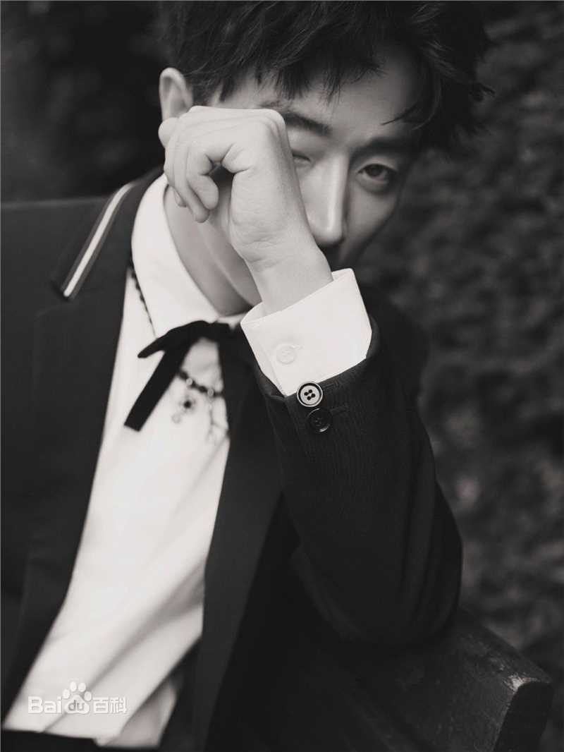 黄轩(Huang Xuan)精选照片素颜照壁纸