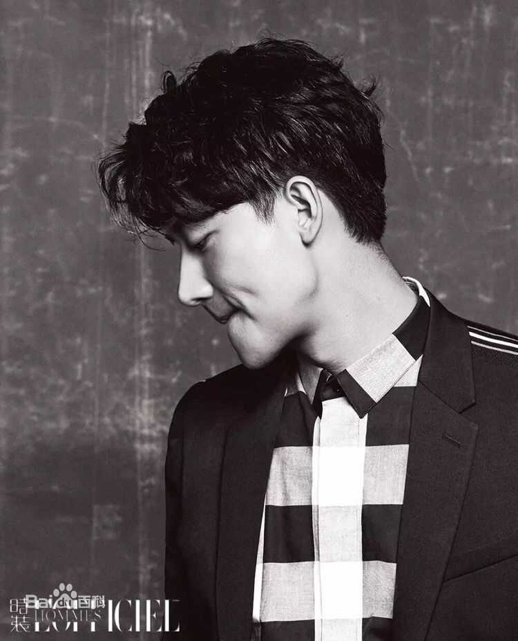 黄轩(Huang Xuan)精选照片素颜照壁纸