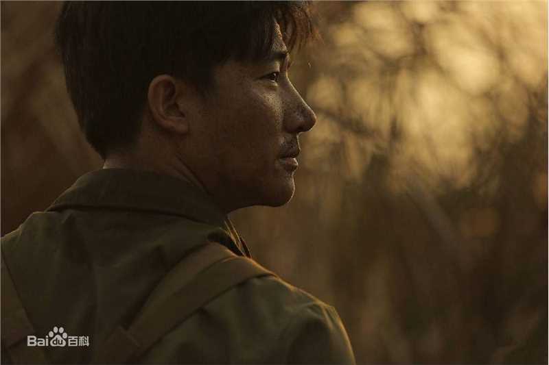 最全黄轩(Huang Xuan)在《芳华》刘峰中的相册