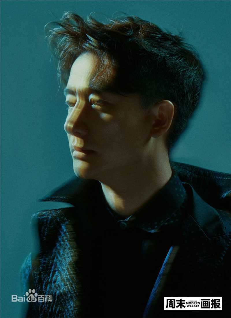 黄轩(Huang Xuan)周末画报图片图册