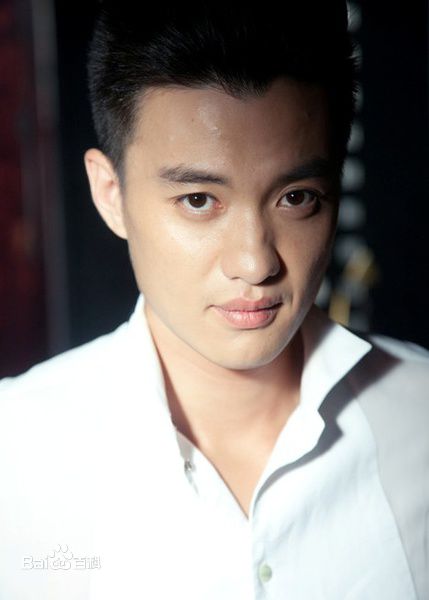 周一围前后照片