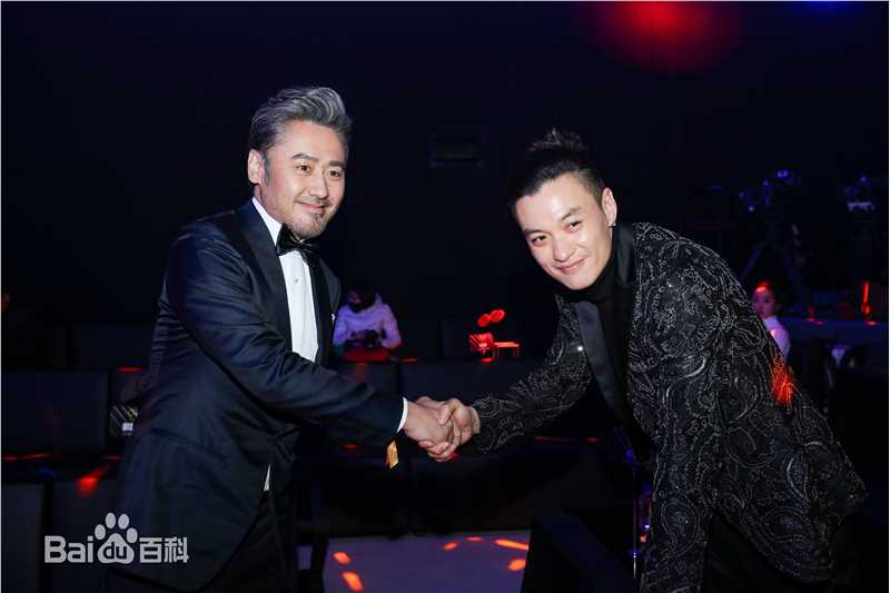 周一围活动照前后照片