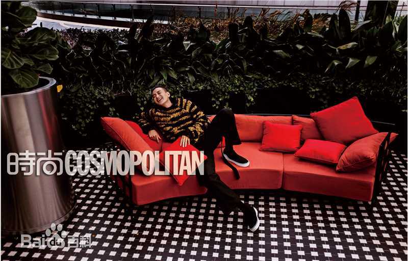 周一围高清时尚图集