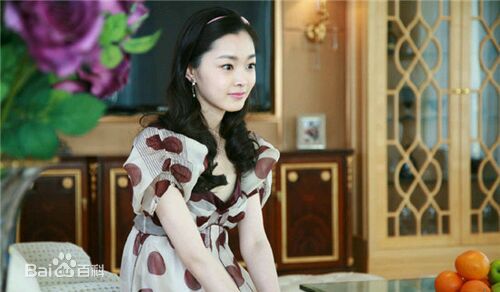 宋轶(Songyi)在《远得要命的爱情》乔佳影中的