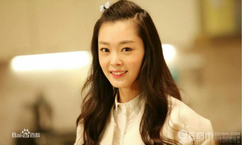 宋轶(Songyi)在《远得要命的爱情》乔佳影中的