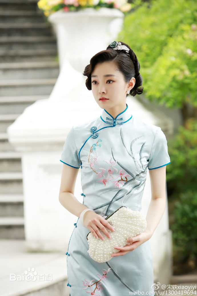 宋轶(Songyi)在《小楼昨夜又东风》中的