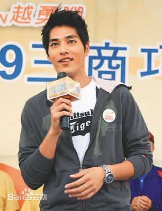 蓝正龙(BLUE)公益活动壁纸壁纸