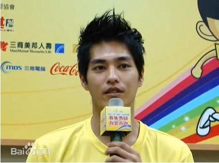 蓝正龙(BLUE)公益活动壁纸壁纸