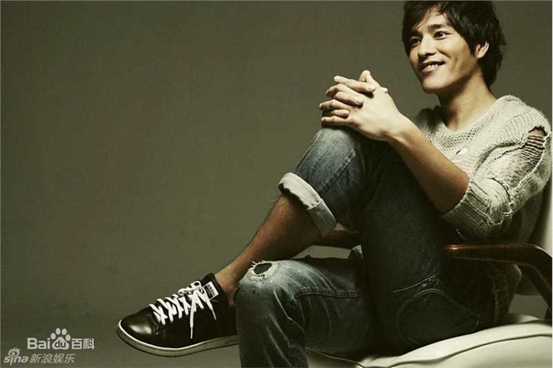 蓝正龙(BLUE)生活照图册