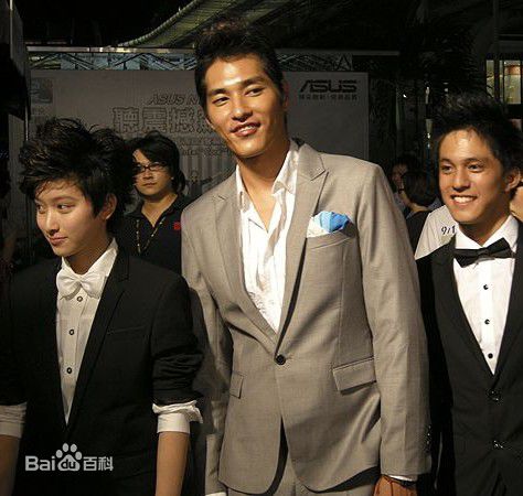 蓝正龙(BLUE)2010电影_酷马壁纸壁纸