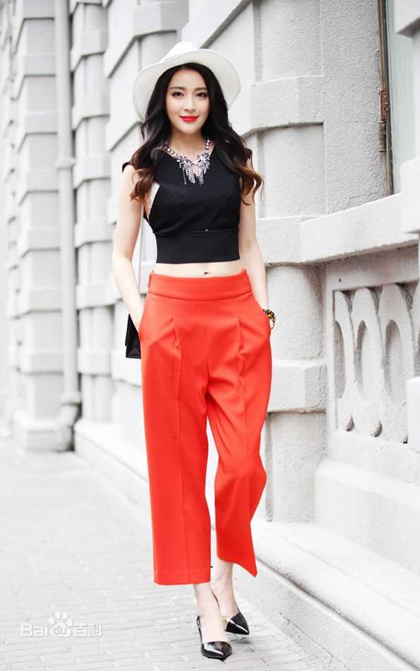 甘婷婷(Gan Ting Ting)时尚街拍图素颜照相册