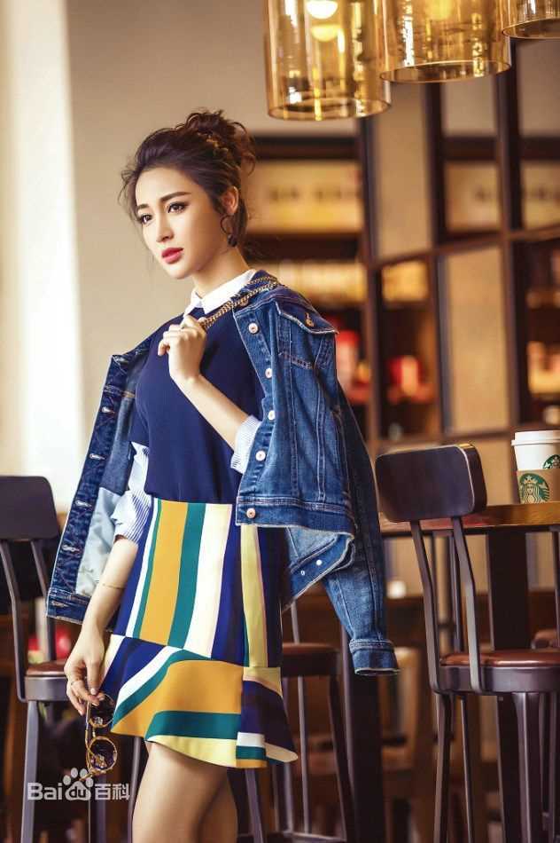 甘婷婷(Gan Ting Ting)时尚街拍图素颜照相册