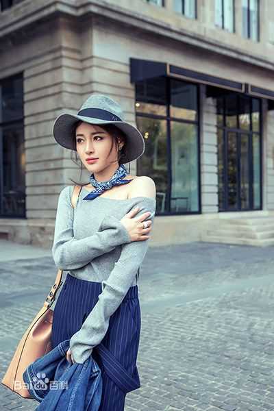 甘婷婷(Gan Ting Ting)时尚街拍图素颜照相册