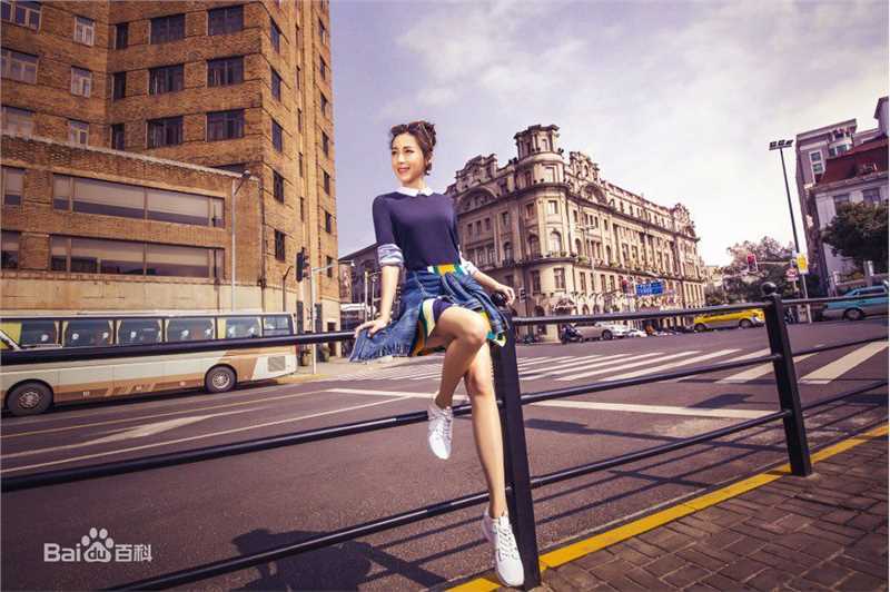 甘婷婷(Gan Ting Ting)时尚街拍图素颜照相册